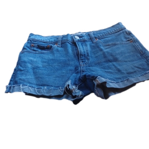Gap Cutoff Style Shorts 28. Simple And Classic Style.Great Used Condition. - Picture 1 of 9